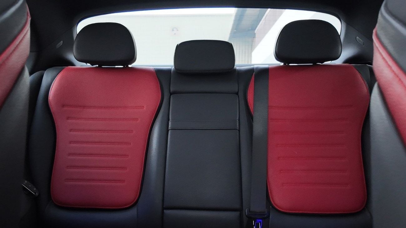 مرسيدس بنز C 200 Premium 2.0L