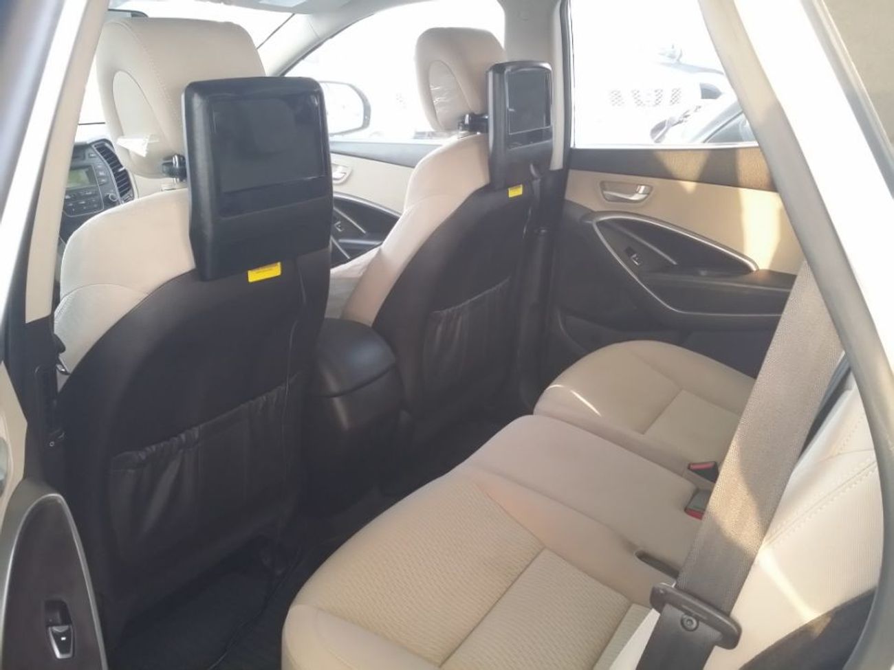 هيونداي سانتا في خليجي 4سلندر رقم3ويل2سنكل2.4سي سي