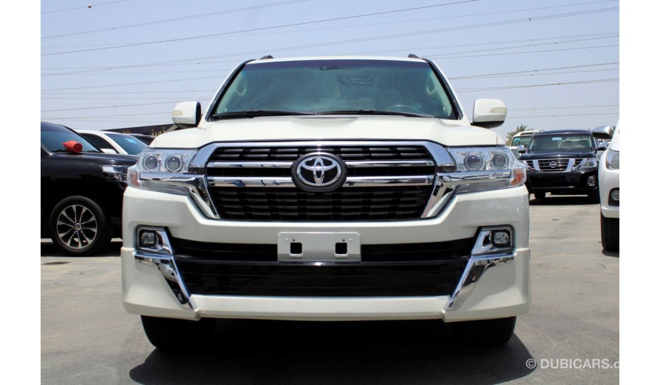 تويوتا لاند كروزر LANDCRUISER VXR / 5.7L / 2021 SHAPE / NON ACCIDENT (LOT #980)