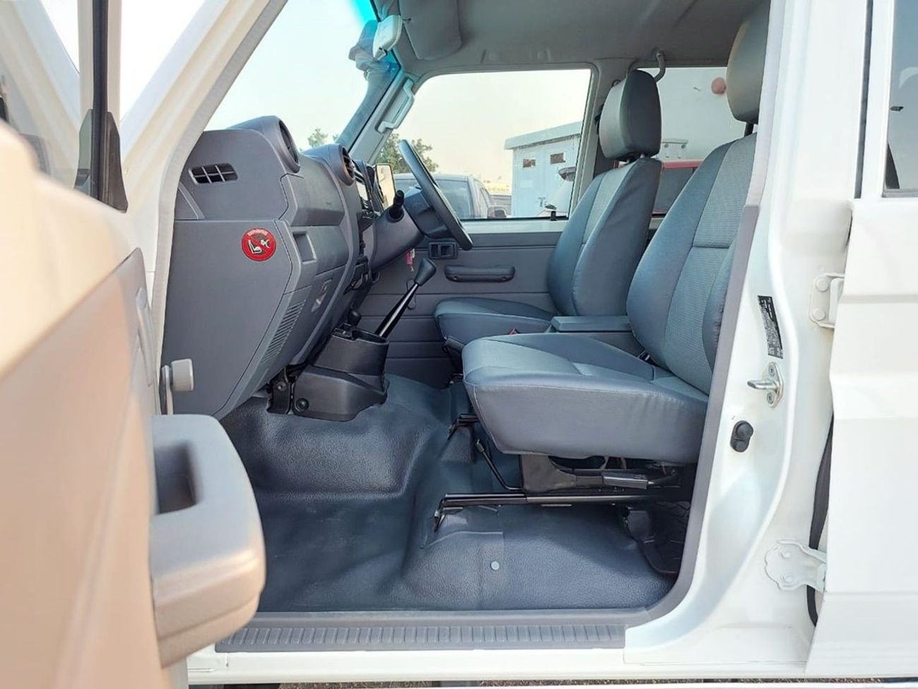 Toyota Land Cruiser TOYOTA LAND CRUISER RIGHT HAND DRIVE