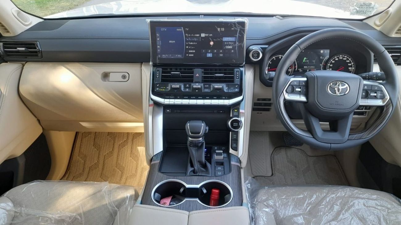 تويوتا لاند كروزر ZX FULL OPTIONS PETROL 7 SEATER TOP RANGE COMPLETE