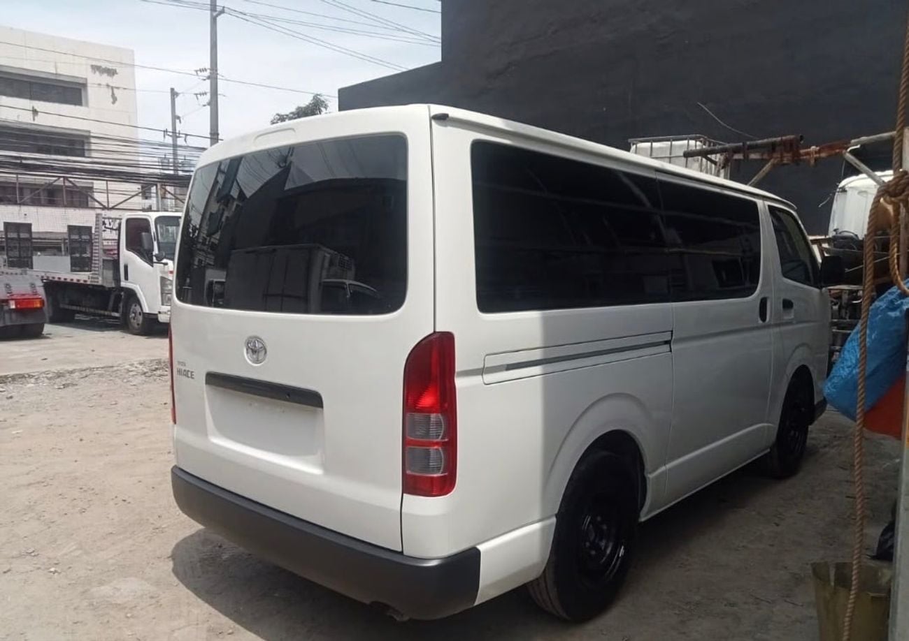 Toyota Hiace 2026 TOYOTA HIACE VAN CARGO 3.0L DIESEL  5MT