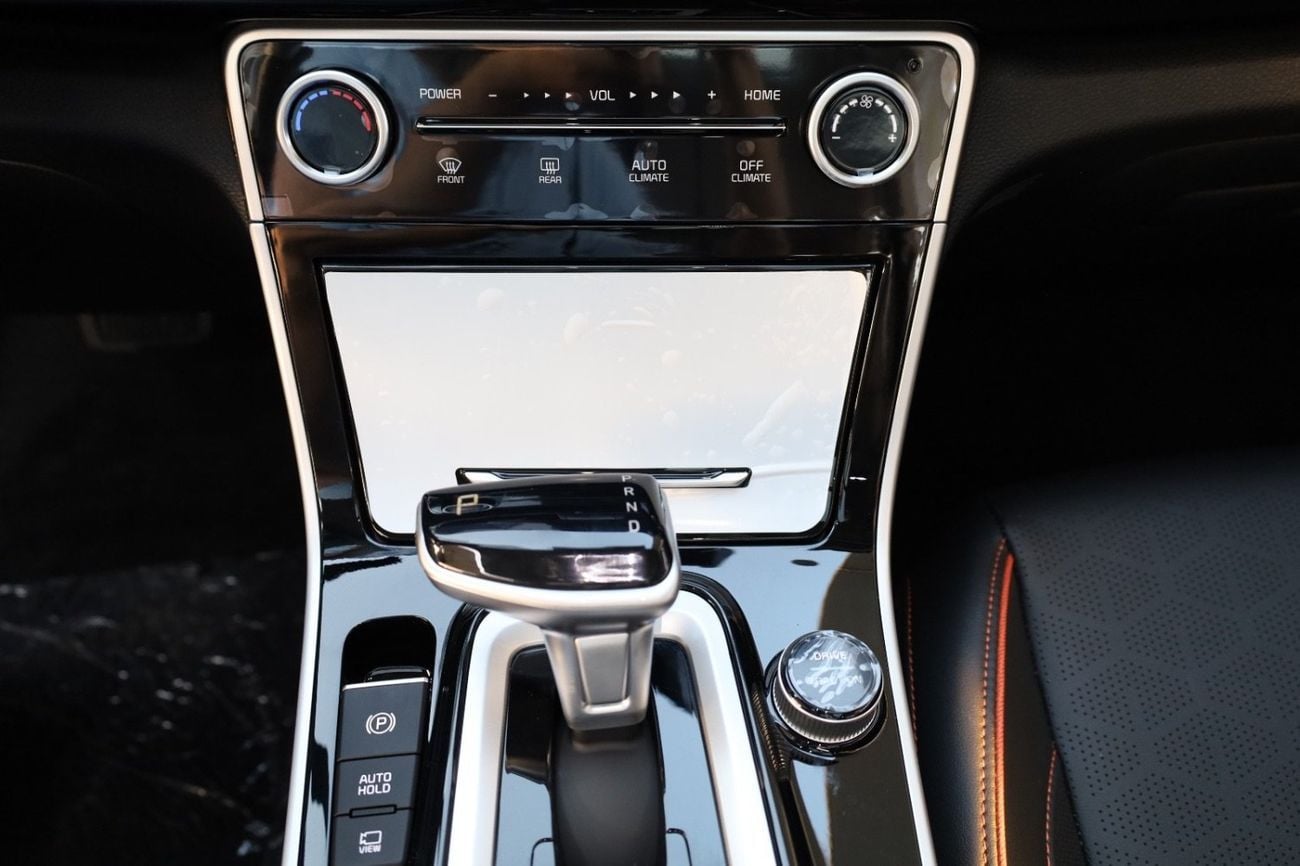 Kia Seltos KIA SELTOS 1.5L LUXURY MODEL 2025