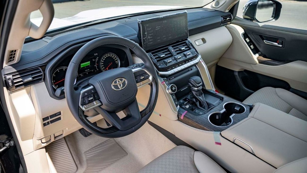 Toyota Land Cruiser VXR 3.3L DSL 2024YM