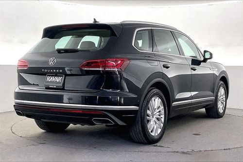 Volkswagen Touareg Highline | National Day Celebration | Guaranteed Warranty | 0 Down Payment