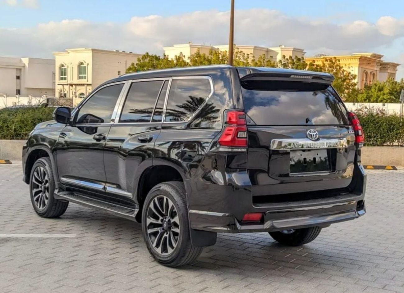 Toyota Prado Toyota prado 2019Model 2.7 petrol Engine Colour Black Transmission Automatic Interior Brown leathers