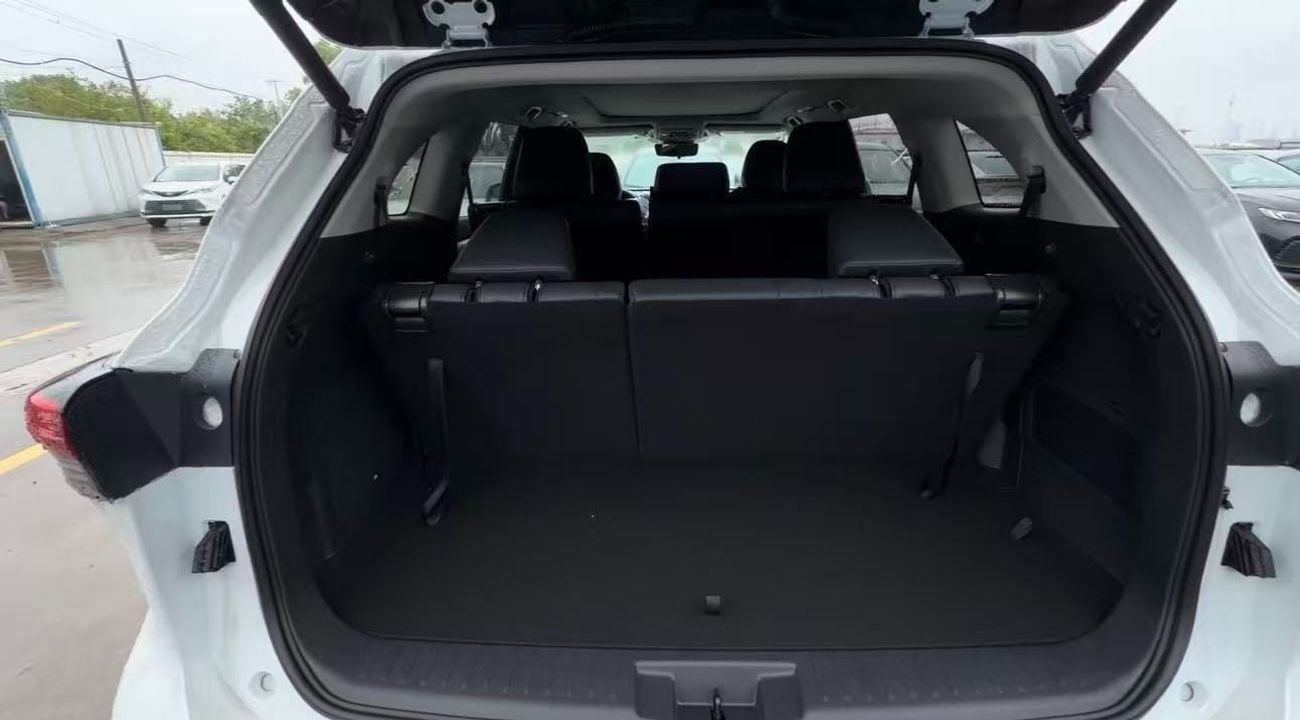 Toyota Highlander Superme 2.5 Hybrid With JBL