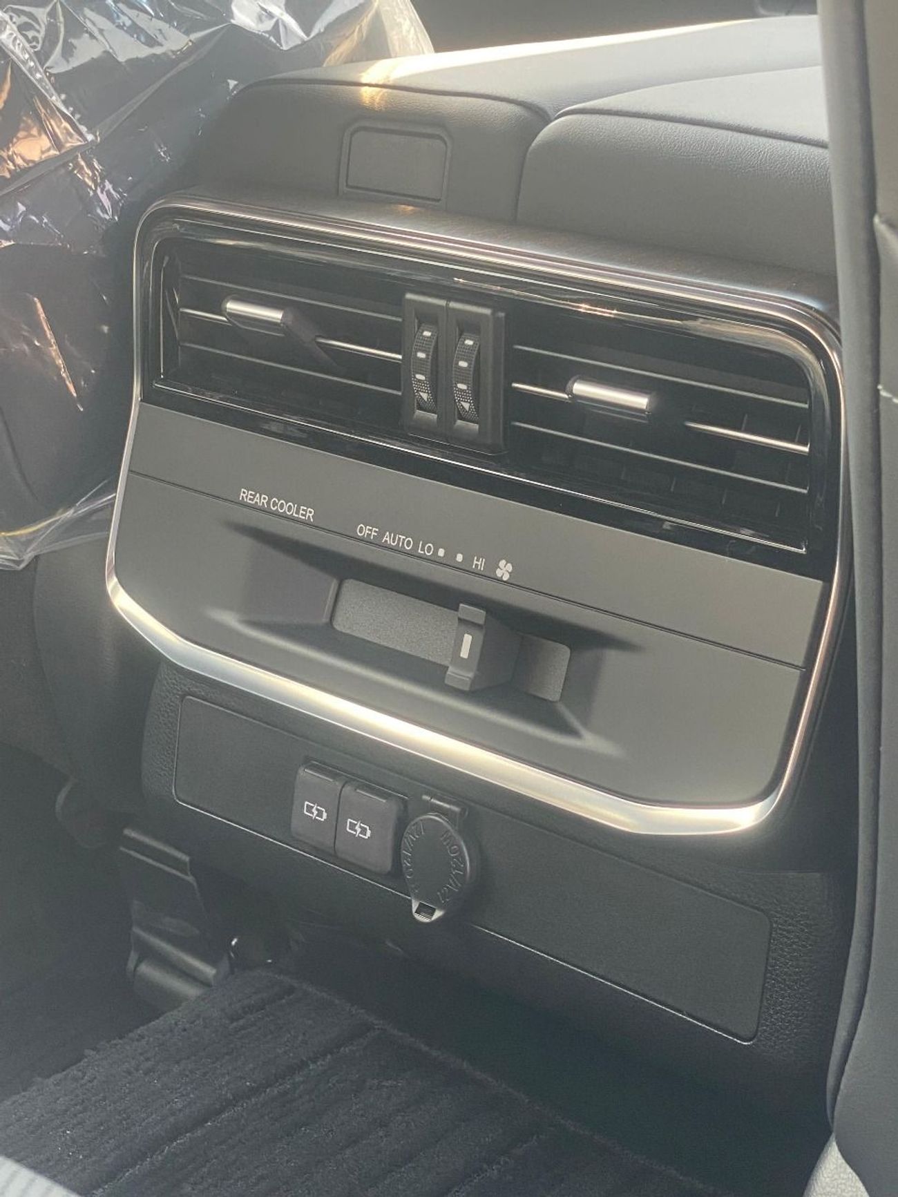 تويوتا لاند كروزر TOYOTA LAND CRUISER LC300 GXR 3.5 2025