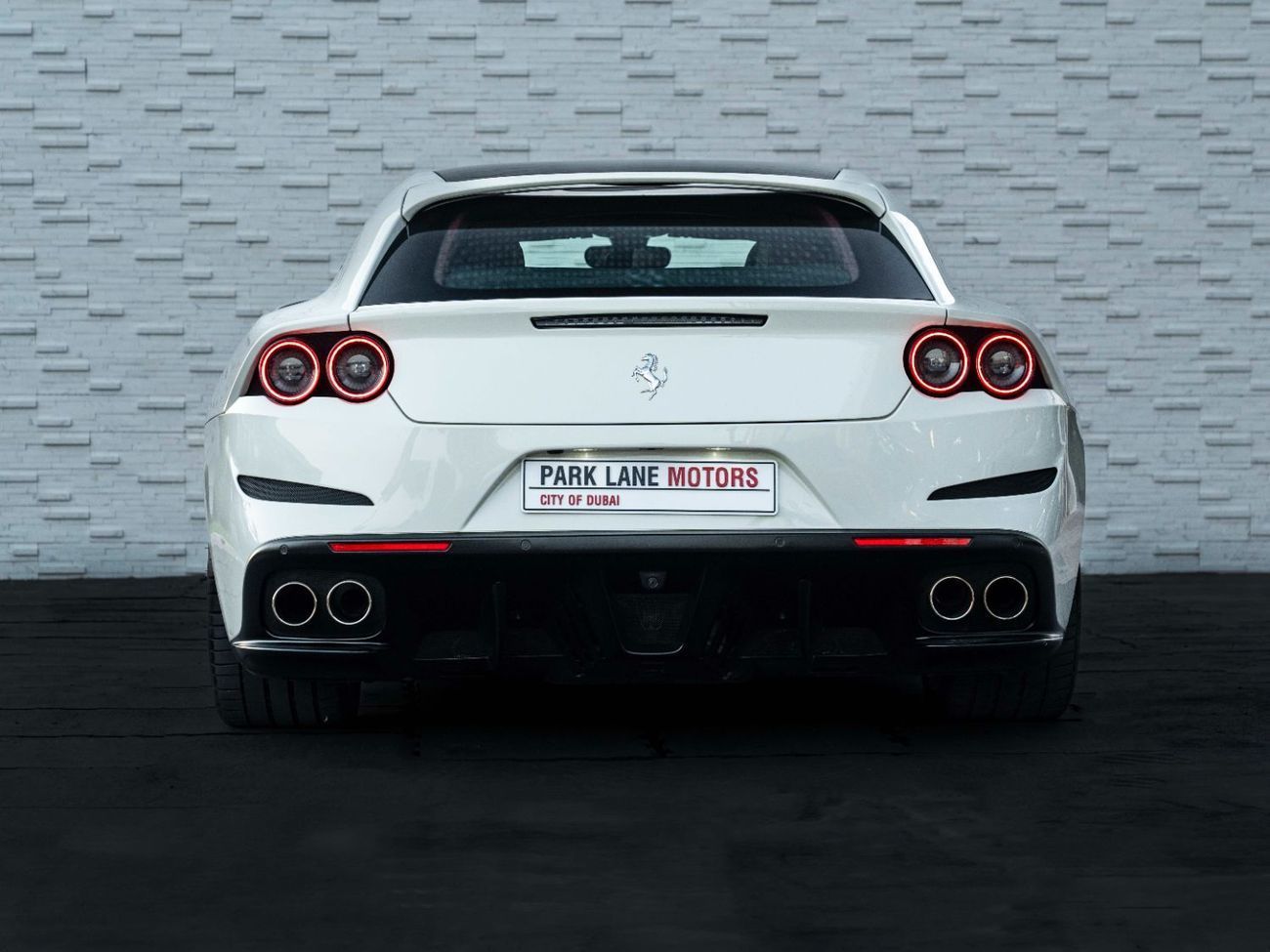 Ferrari GTC4 Lusso STANDARD