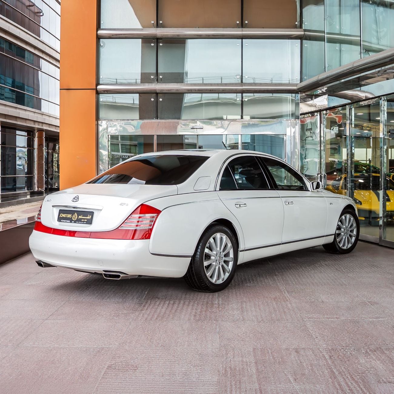 مرسيدس مايباخ 57 Maybach 57 S - 2009 - GCC Specs - 11,000KM-IMMCULATE CONDITION
