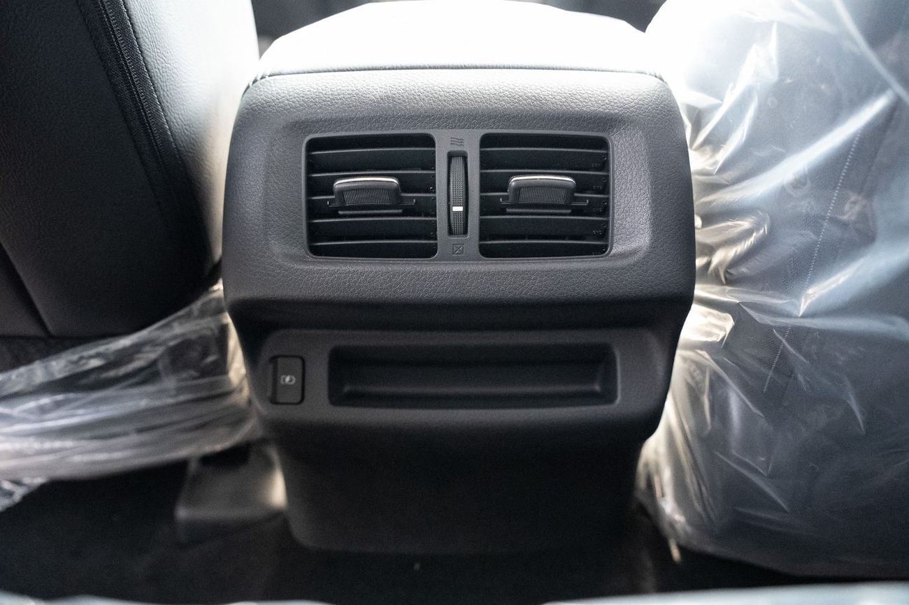 نيسان نافارا PRO-4X Off-Road | 2.5L Diesel 4WD A/T (Only For Export)