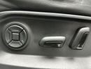 Volkswagen Touareg Touareg Elegance | 15" Innovision Cockpit & Power Latching Doors | GCC Specs