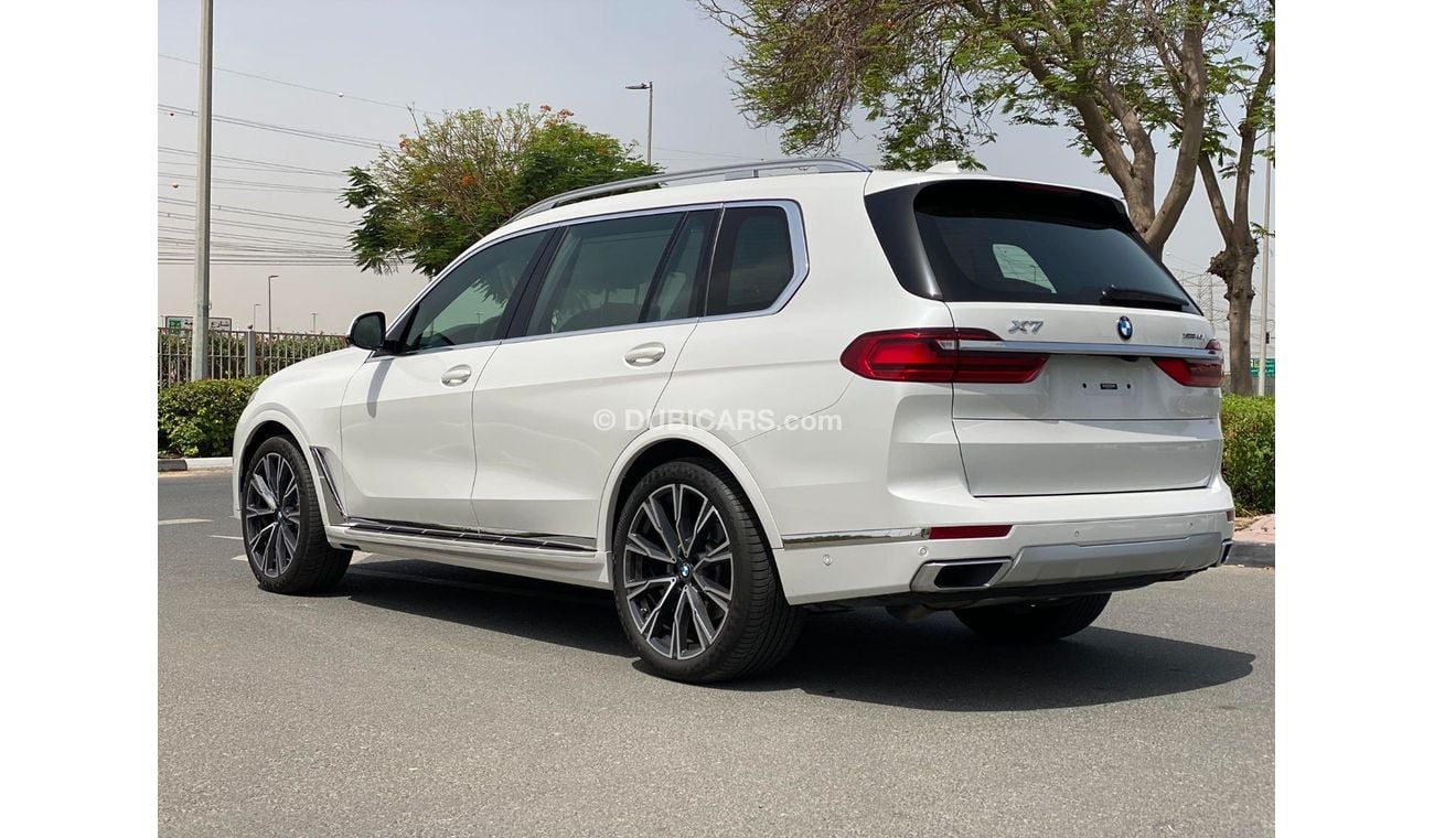 BMW X7 40i M Sport Pure GCC SPEC UNDER WARRANTY AND SERVICE CONTRACT