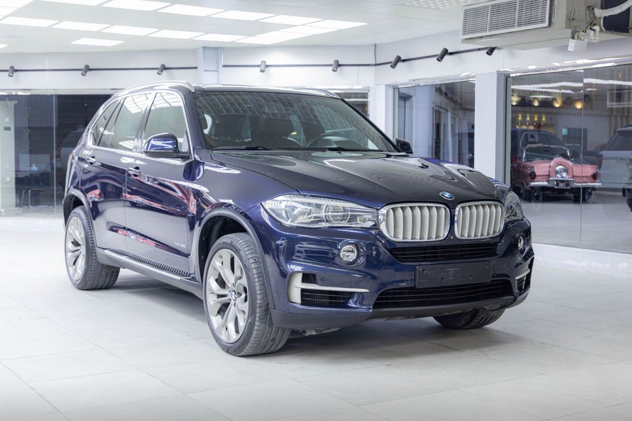 BMW X5 50i Luxury 4.4L (5 Seater)