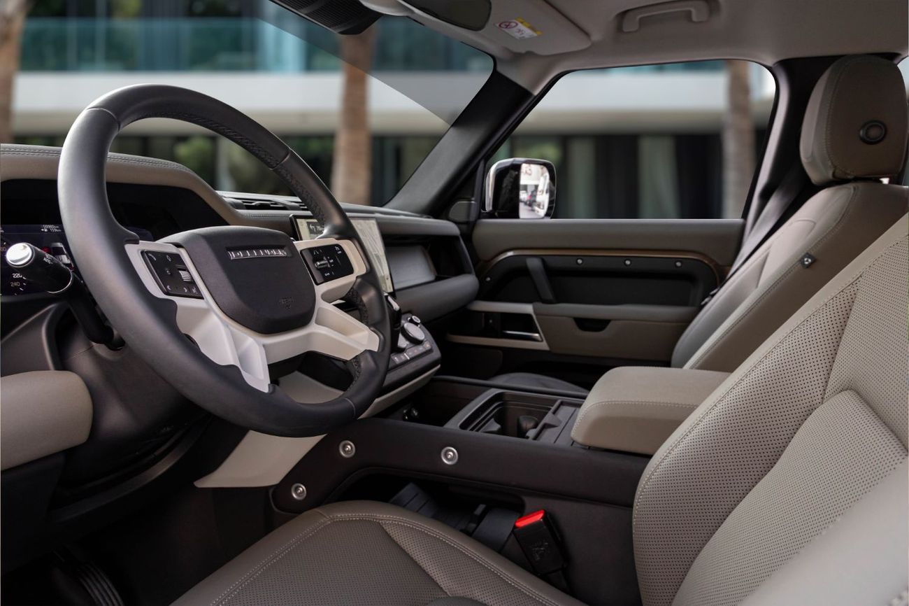 Land Rover Defender 110 HSE | 5,875 P.M  | 0% Downpayment | Agency Warranty + Service!