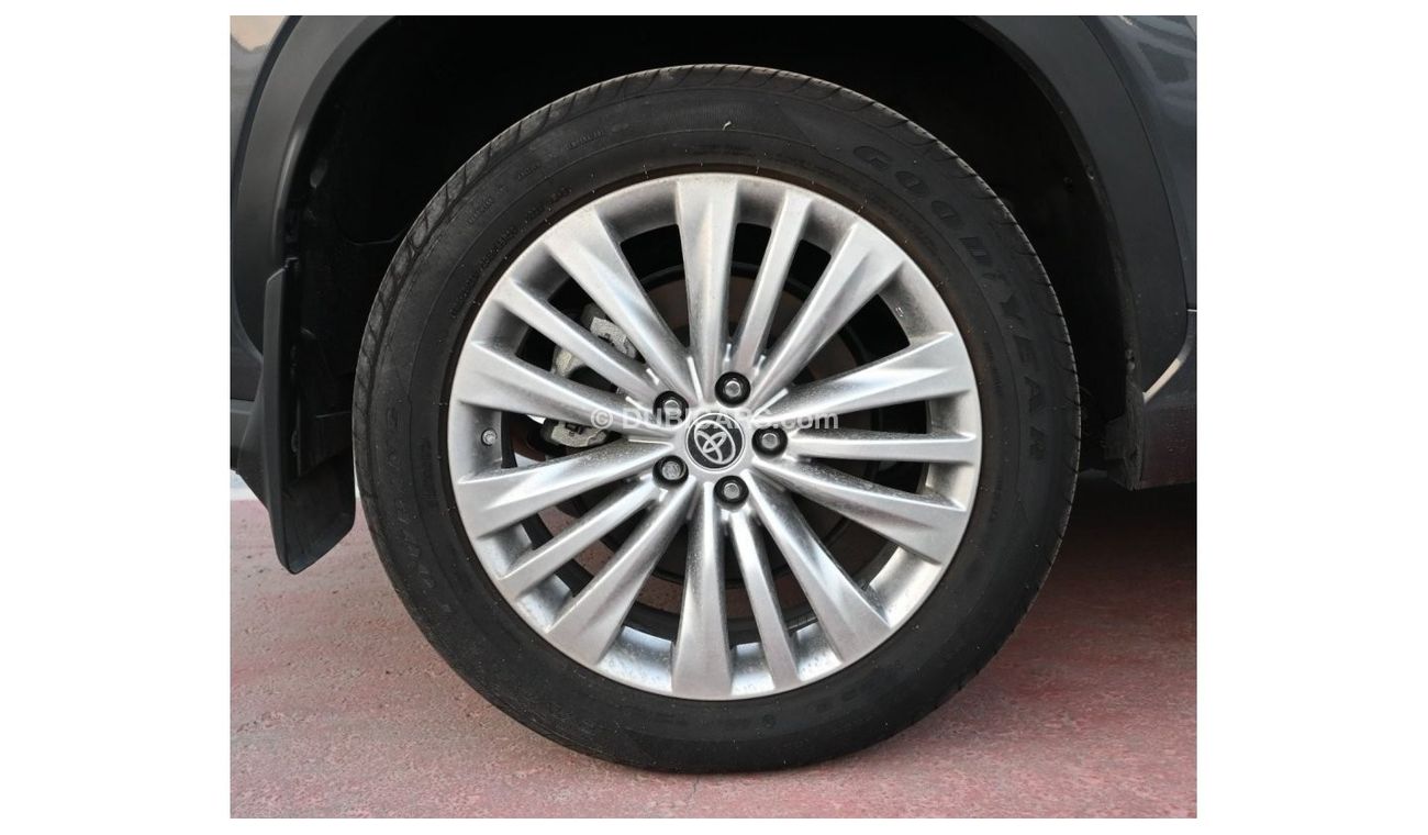 Toyota Highlander PLATINUM 2.4L TURBO CANADIAN SPECS 2023 MODEL