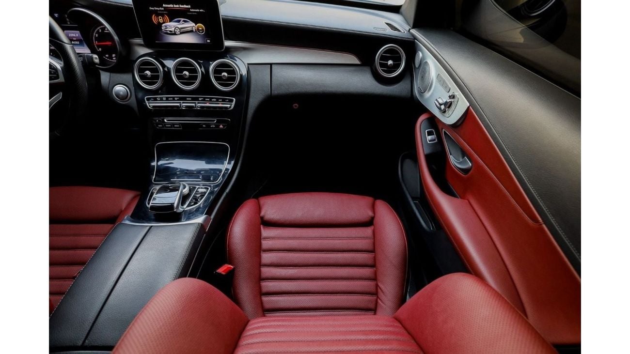 مرسيدس بنز C 300 Mercedes-Benz C300 AMG Pack 2017 GCC under Warranty with Flexible Down-Payment/ Flood Free.