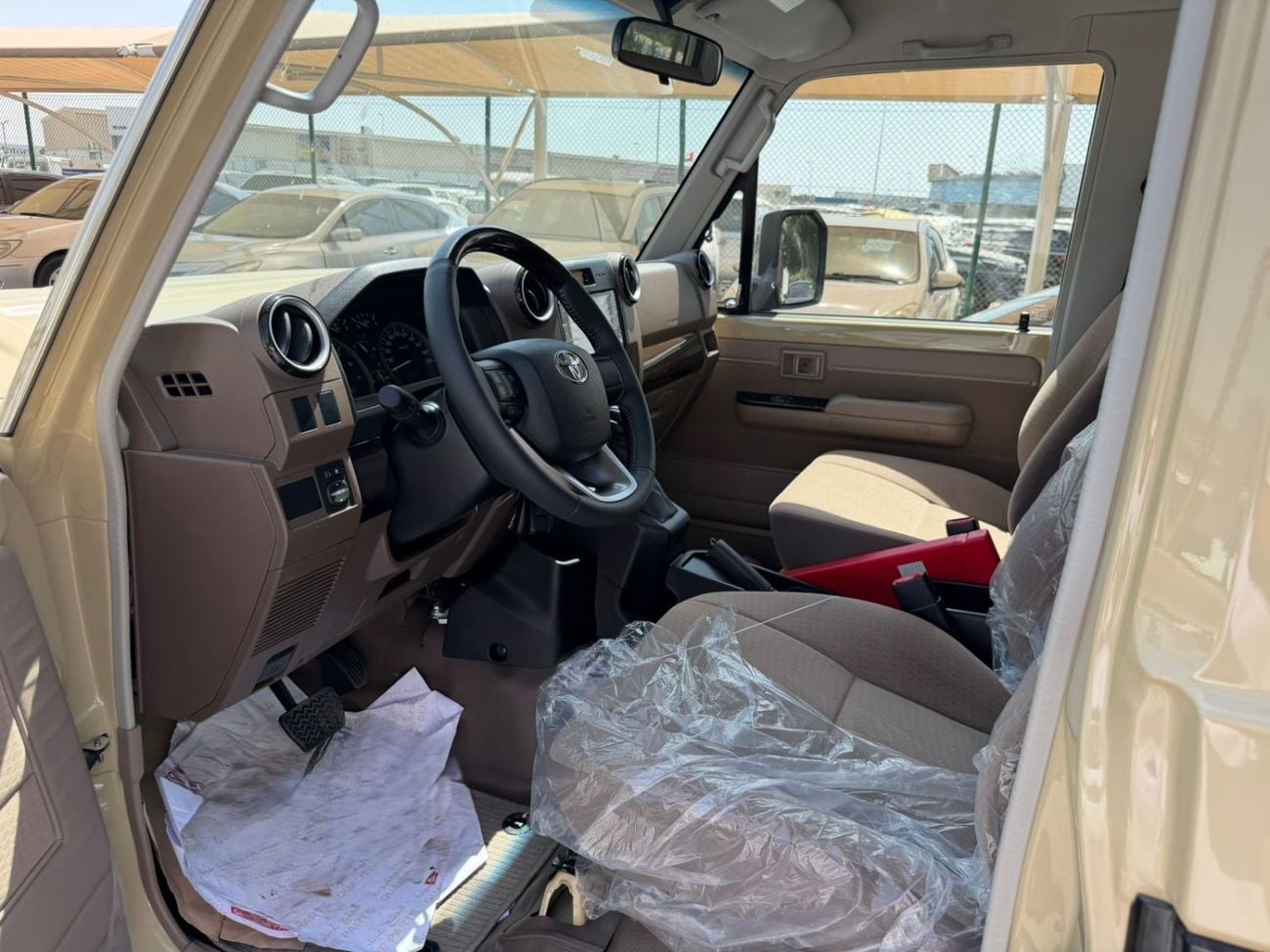 Toyota Land Cruiser Pick Up Toyota Land Cruiser LC79 SC 4.0 AT 2026 basic Omani