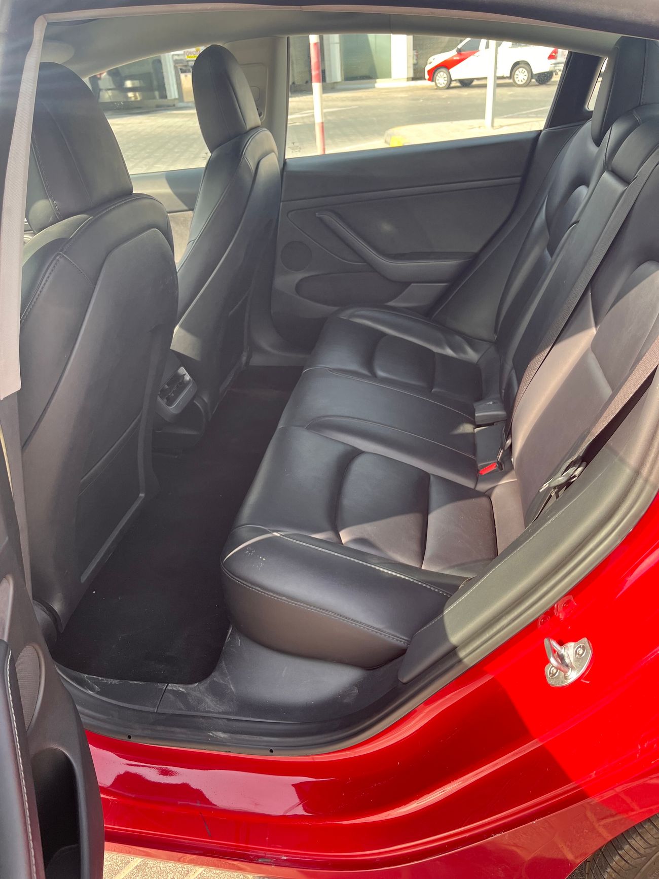 تسلا موديل 3