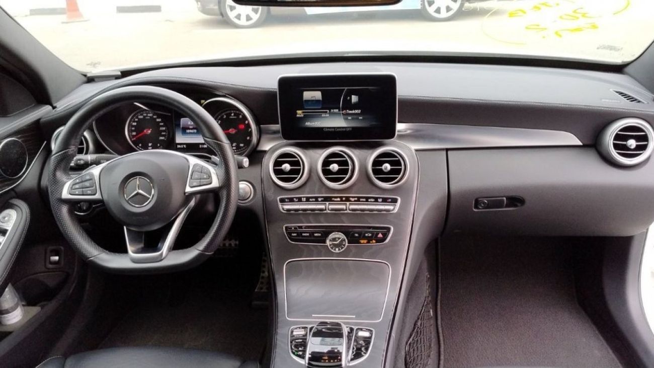 Mercedes-Benz C 200 AMG Pack