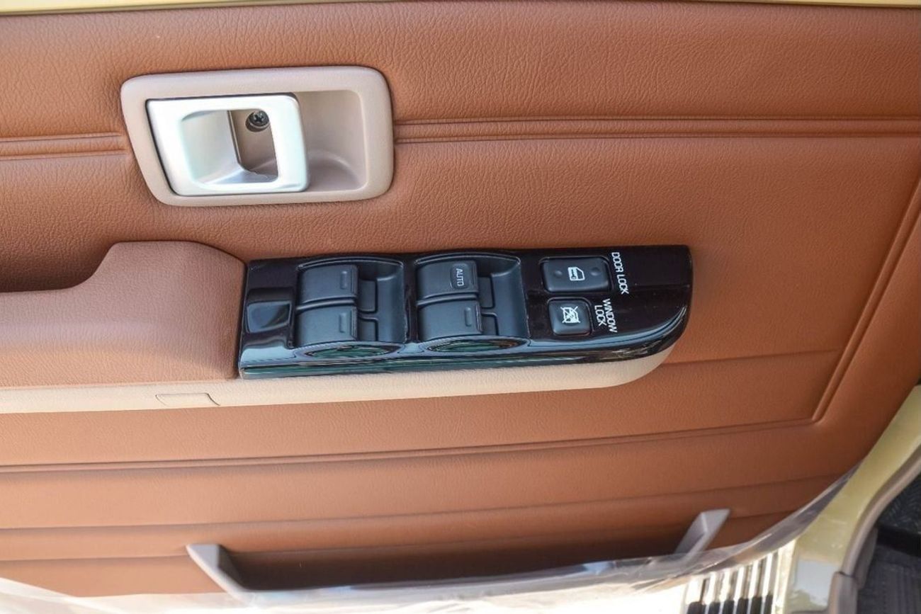 Toyota Land Cruiser 70 TOYOTA LAND CRUISER 76 4.0L V6 4WD 5DOOR SUV 2025