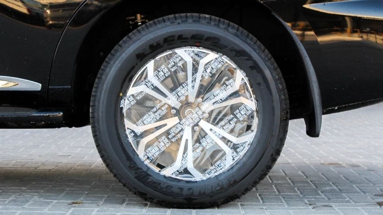 نيسان باترول NISSAN PATROL 5.6L AT TITANIUM