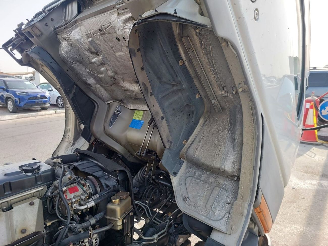 Mitsubishi Fuso Canter MITSUBISHI CANTER TRUCK RHD 1997 MODEL 4.6 L DIESEL MANUAL(PM30878)