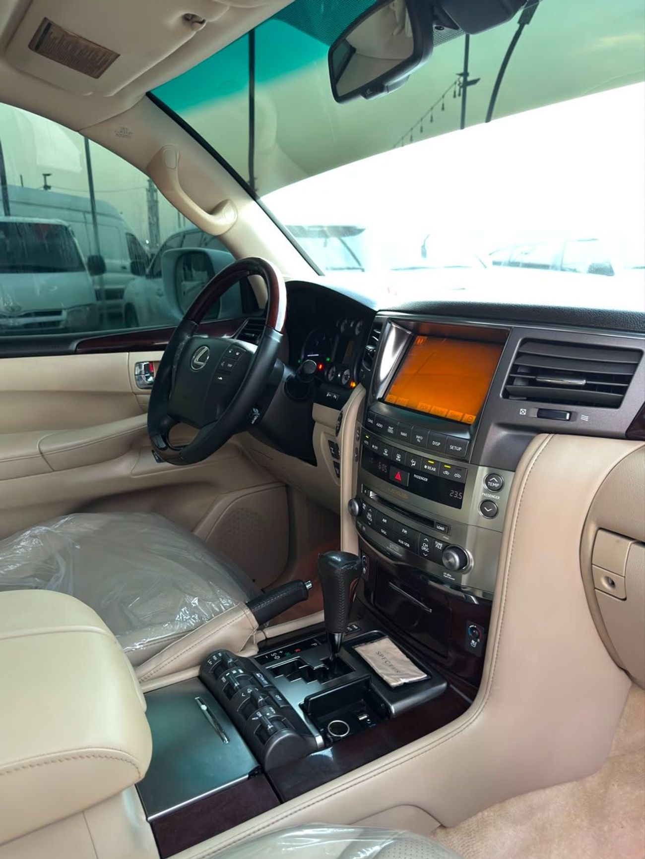لكزس LX 570 TOP