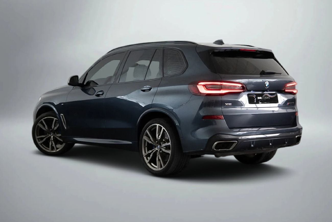 BMW X5 M50i 4.4L
