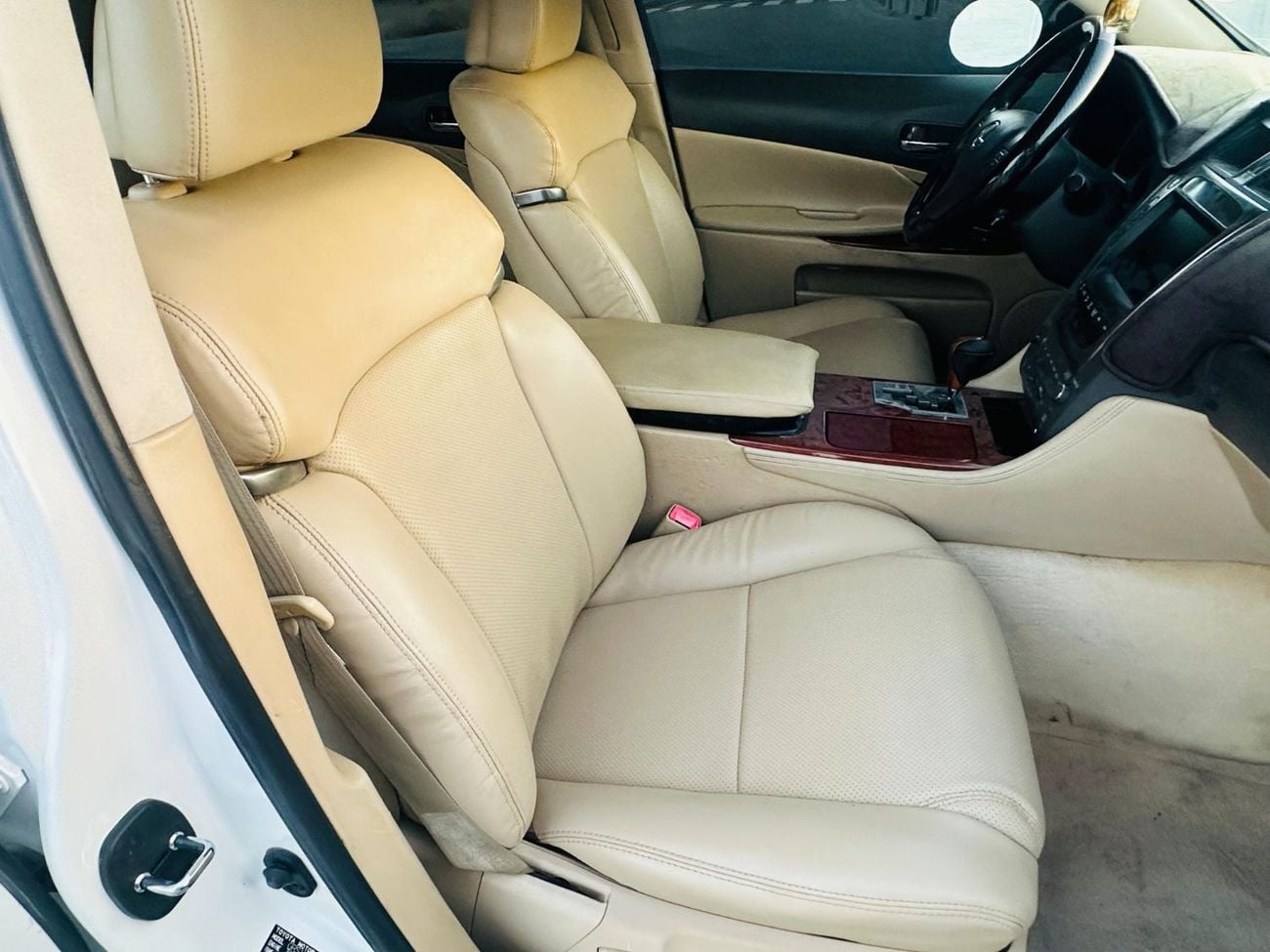 لكزس GS 300 BASE