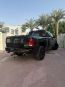 دودج رام فان V8