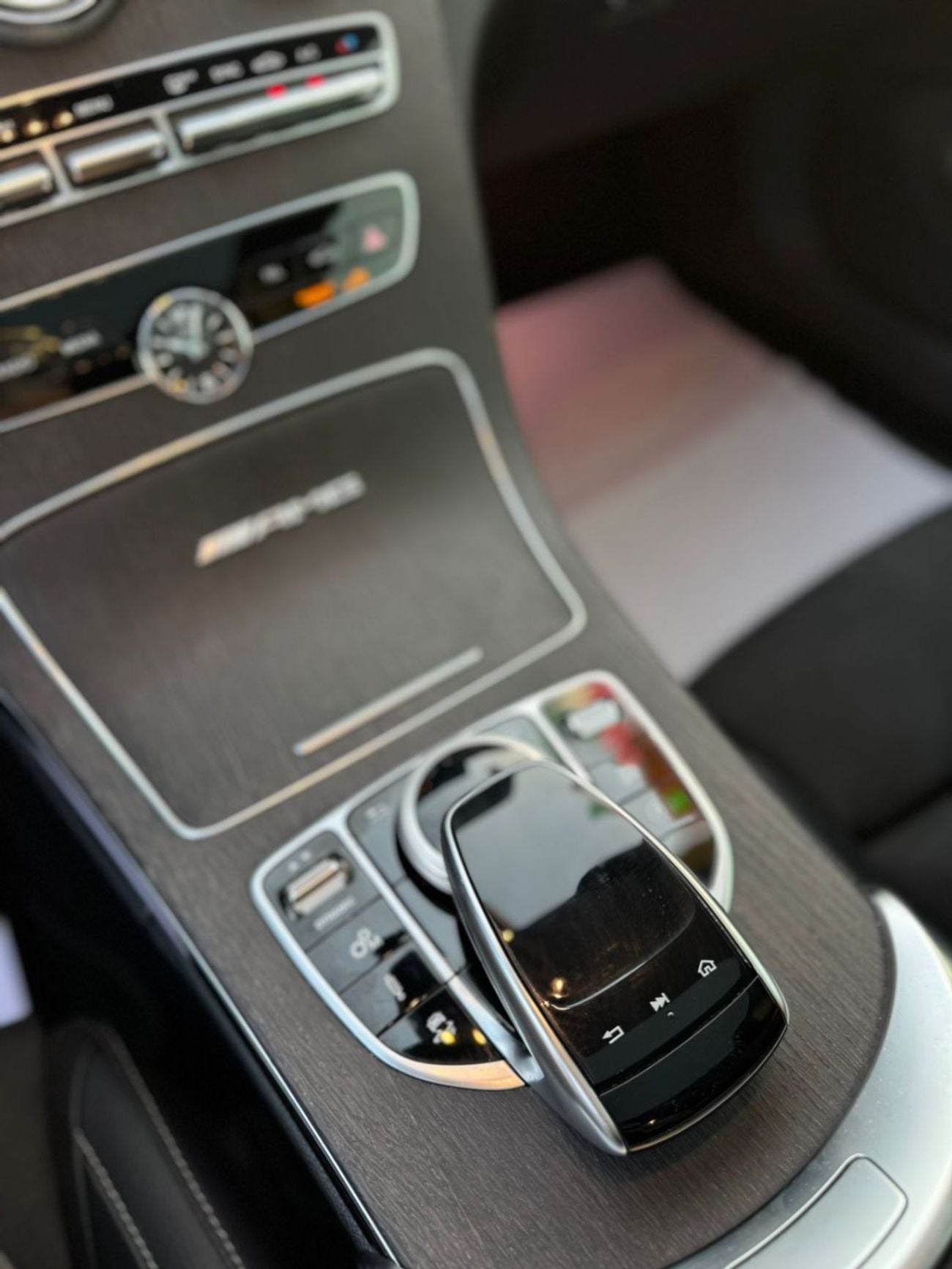 مرسيدس بنز C 63 AMG STD