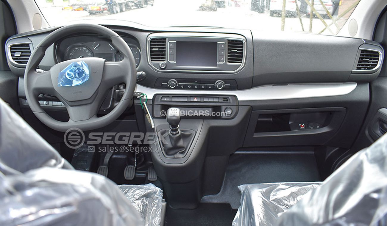 Toyota Proace VERSO SHUTTLE 1,5L FROM ANTWERP