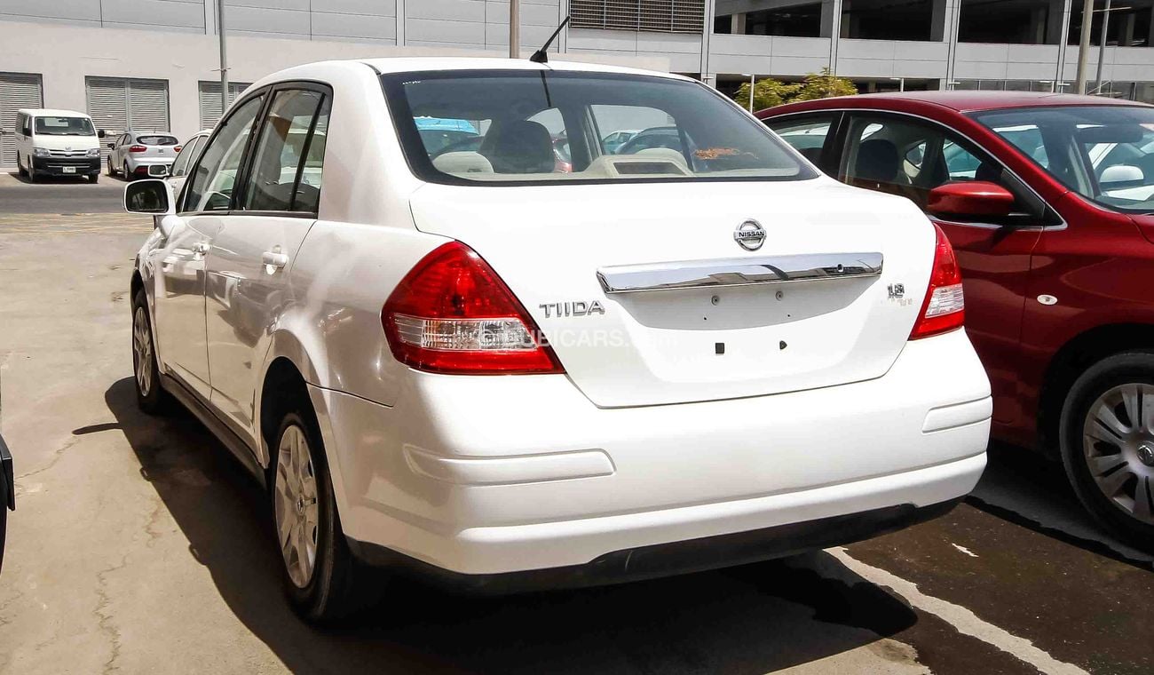 Nissan Tiida