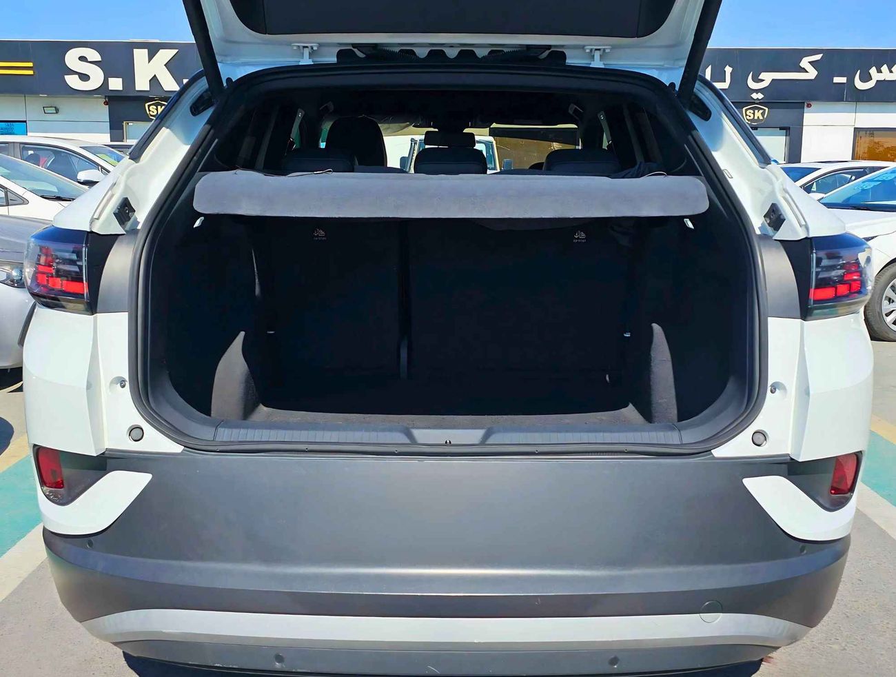 Volkswagen ID.4 PURE PLUS / FULL OPTION / ELECTRIC / LOT# 28657