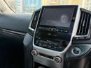 Toyota Land Cruiser 200 Series VX update to Sahara shape