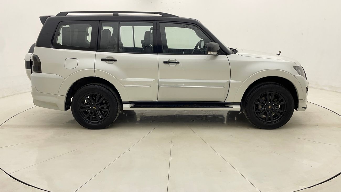 Mitsubishi Pajero GLS H/L SIGNATURE EDITION 3.8 | Zero Down Payment | Home Test Drive