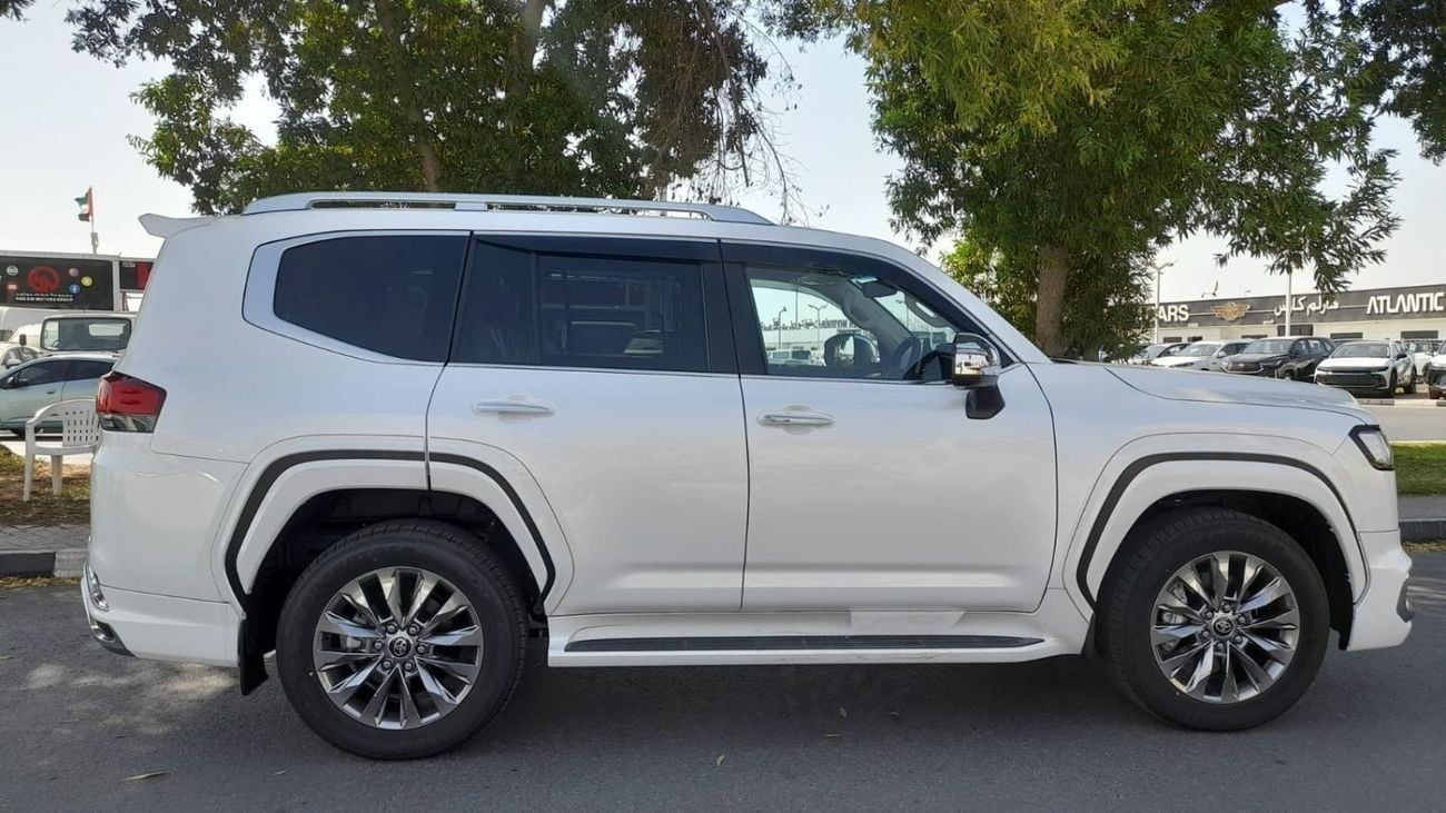 تويوتا لاند كروزر ZX FULL OPTIONS PETROL 7 SEATER TOP RANGE COMPLETE