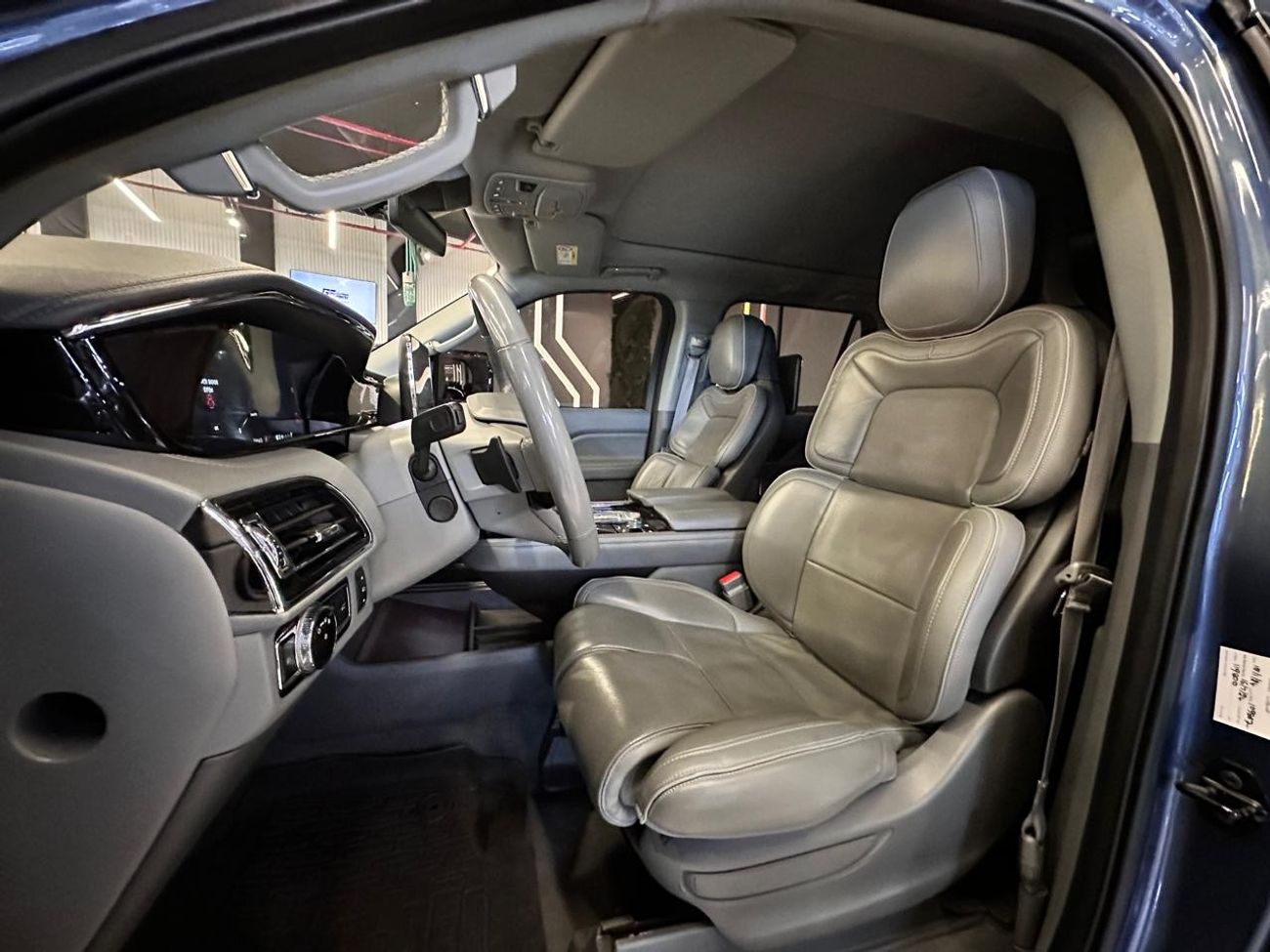 Lincoln Navigator Reserve 2018 Lincoln Navigator ((Full Service History Available from the Dealership))&((Perfect Comd