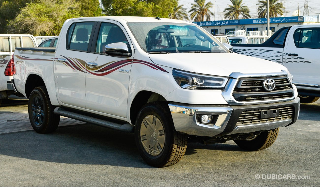 تويوتا هيلوكس SR5 2.7L PETROL 4WD A/T