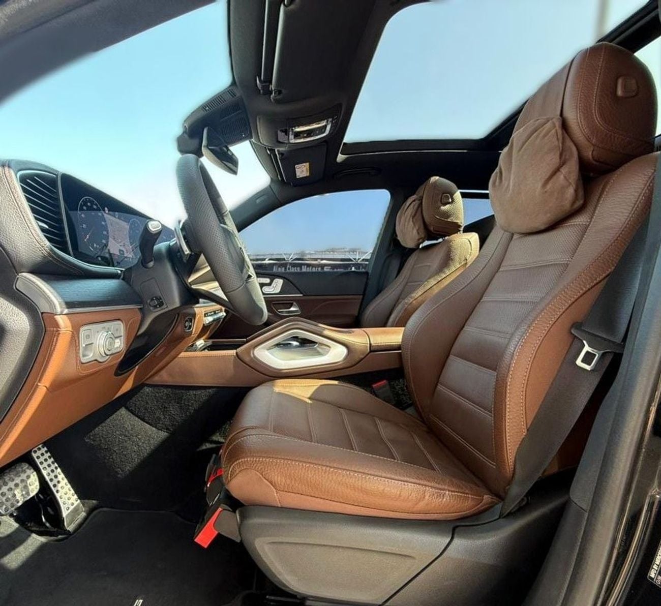 Mercedes-Benz GLS 450 4MATIC l MERCEDES GLS 450 l GCC SPECS l UNDER WARRANTY AND SERVICE CONTRACT l YEAR 2025 l