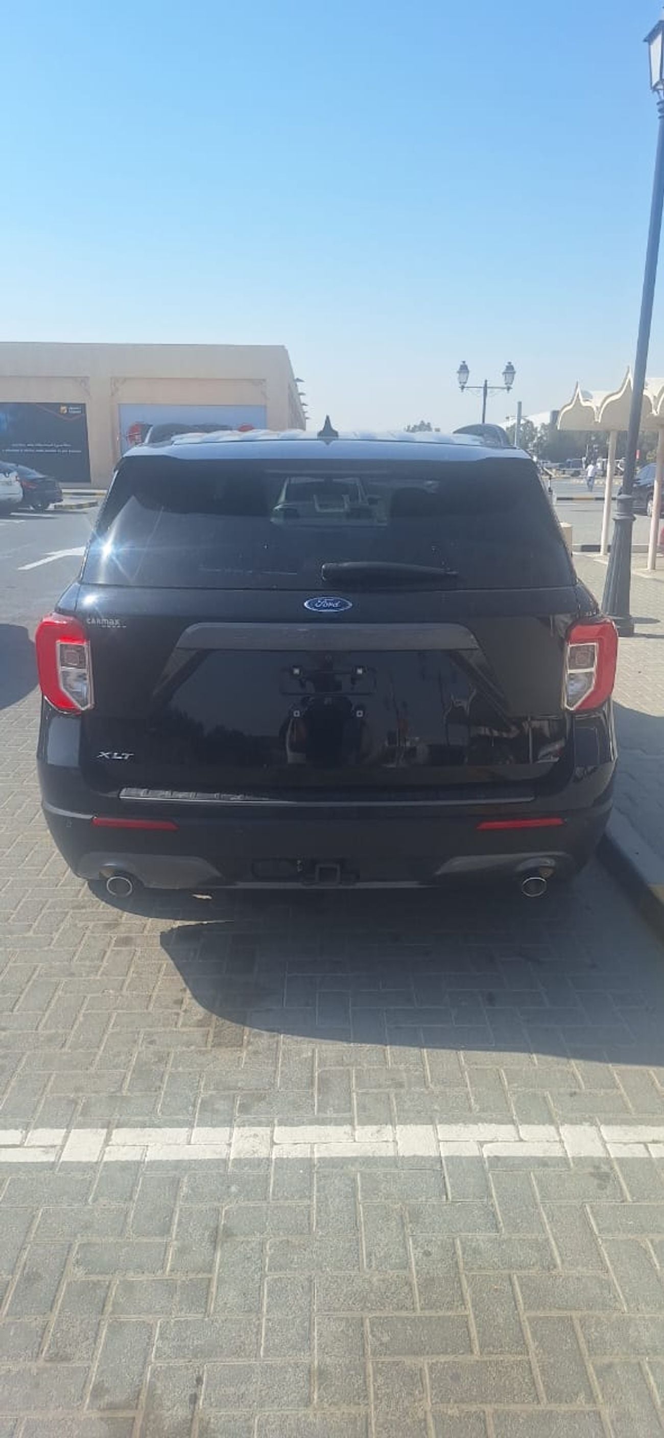 Ford Explorer XLT 200A 2.3L 4WD