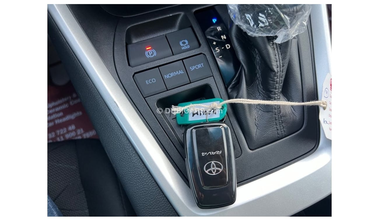 Toyota RAV4 2021 XLE LIMITED PUSH START AWD 2.5L UAE PASS