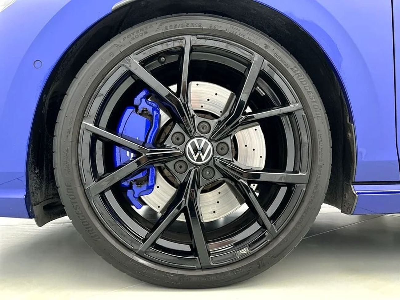 Volkswagen Golf R R 2.0L R