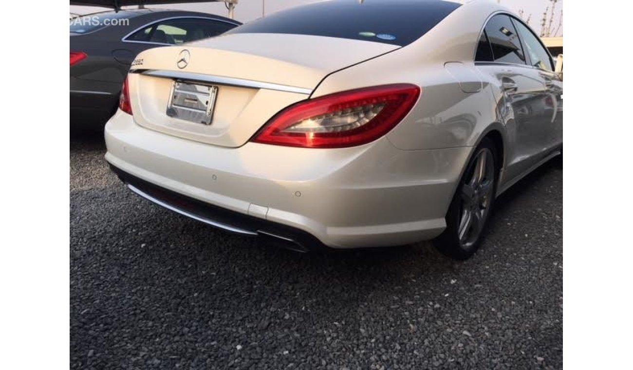 مرسيدس بنز CLS 550 وارد اليابان بطاقة جمركية