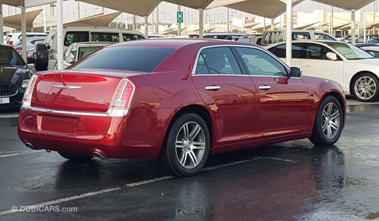 Chrysler 300C Model 2012 GCC car prefect condition full option low mileage excellent sound system back air conditi