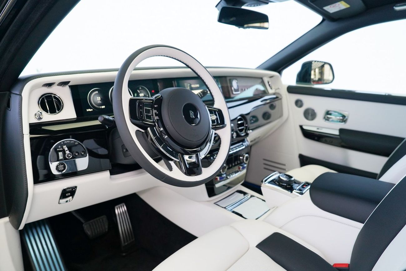 Rolls-Royce Phantom EWB