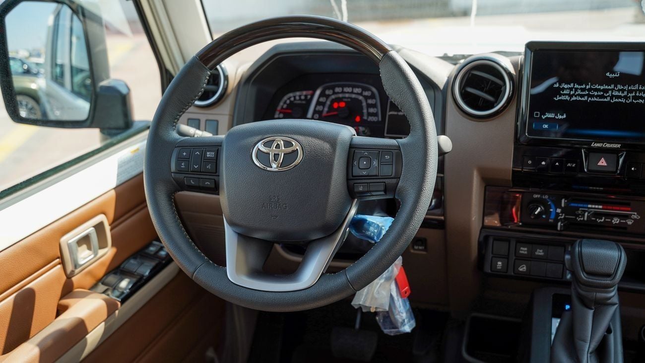 Toyota Land Cruiser Pick Up LC79 DC 4.0 PETROL 2025 AT FULL
