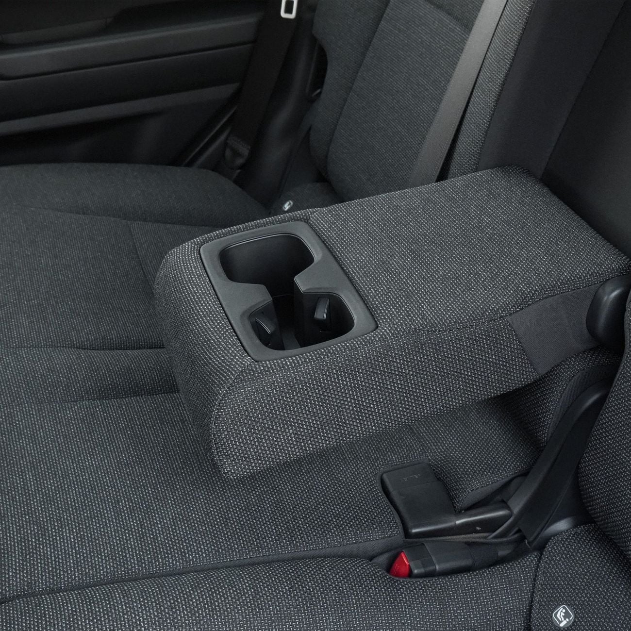 تويوتا برادو Prado 2.4 Gasoline 2025