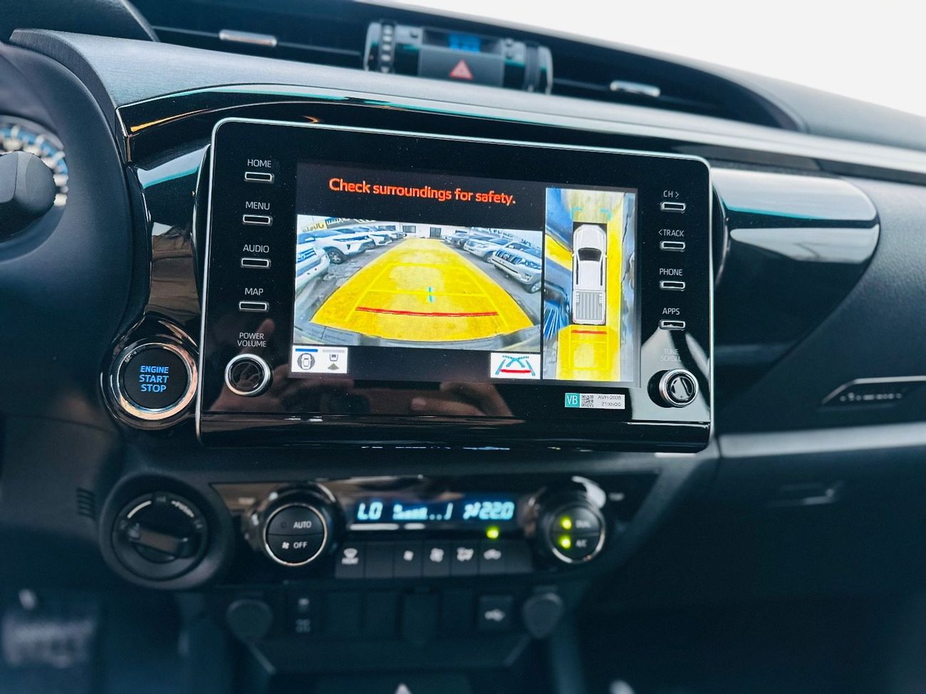 تويوتا هيلوكس Adventure 4.0L